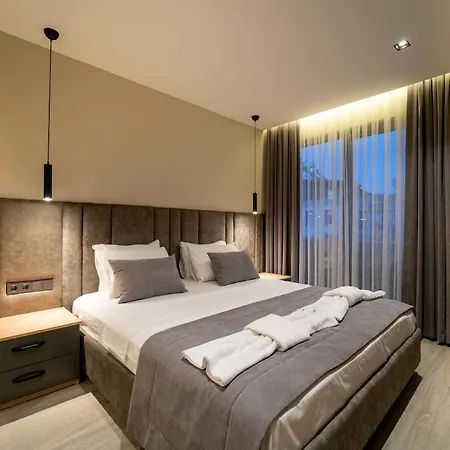Tierra Detached Ultra Luxurious Villa